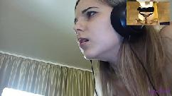 Streamer girl fucked while playing 