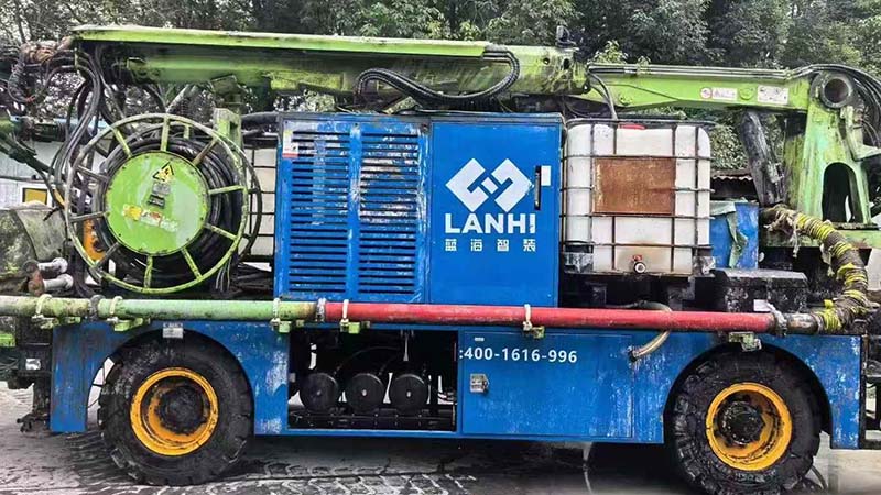 四川出售23年蓝海P40F轮式湿喷机